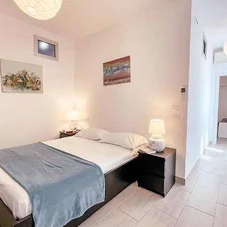 Taoapartments - Casa Stromboli Apartmán